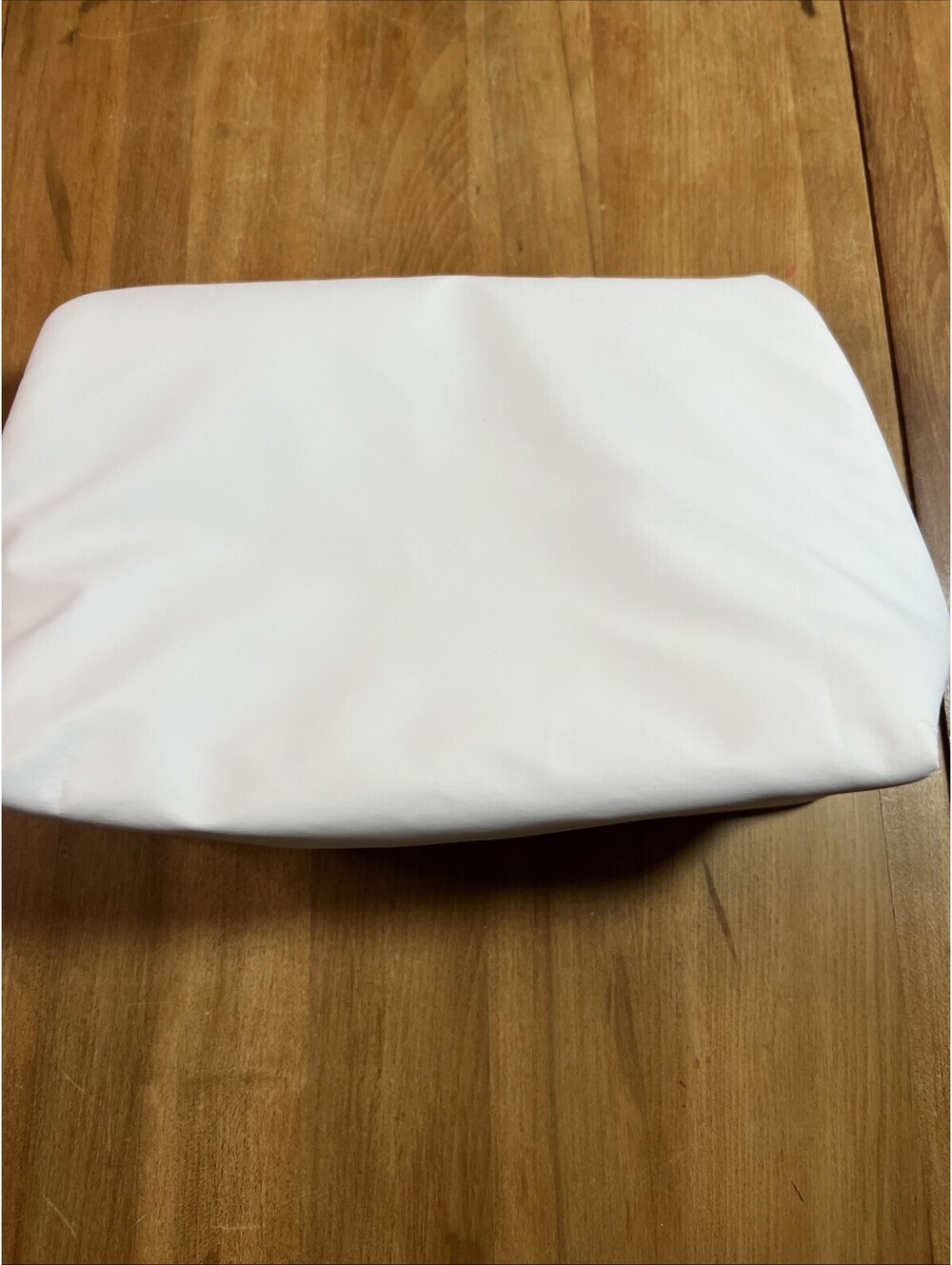 Dior White w/ Silver Gray Logo & Lining Makeup Puffer Bag/Pouch - Picture 9 of 9